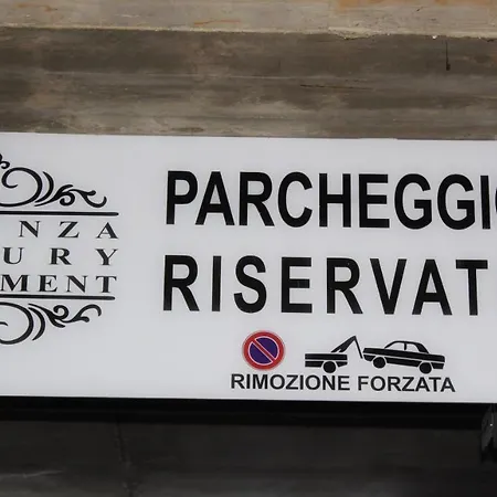 Luxury Apartamento *